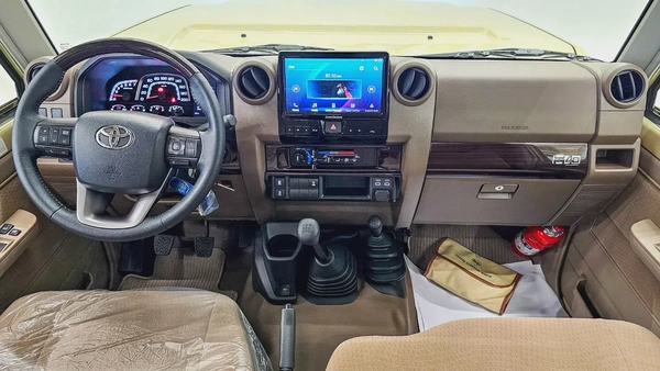 TOYOTA - LAND CRUISER - 70SERIES (GRJ79) - 2025 MODEL - V6 4.0L - 0KM - UNER WARRANTY FROM AGENCY