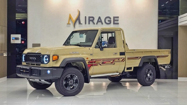 TOYOTA - LAND CRUISER - 70SERIES (GRJ79) - 2025 MODEL - V6 4.0L - 0KM - UNER WARRANTY FROM AGENCY