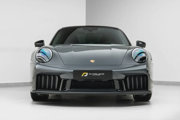 2025 PORSCHE 911 CARRERA GTS WITH WARRANTY.