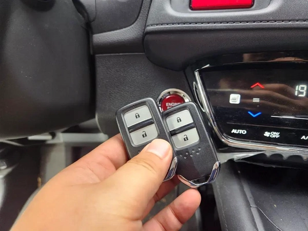HONDA HR-V (G) 1.8 2WD