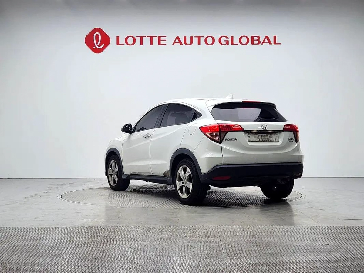 HONDA HR-V (G) 1.8 2WD-8-8