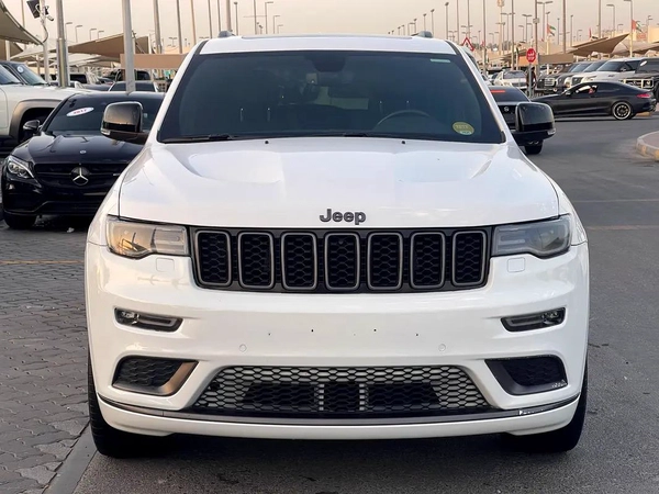 2020 Jeep Cherokee Sport - GCC Specs - Excellent Condition