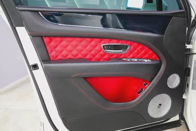 2021 - Bentley Bentayga V8 for 444,000.00 AED-19