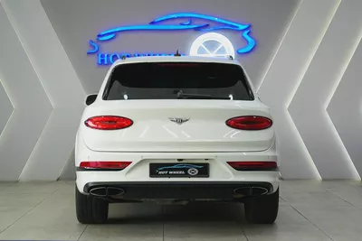 2021 - Bentley Bentayga V8 for 444,000.00 AED-3
