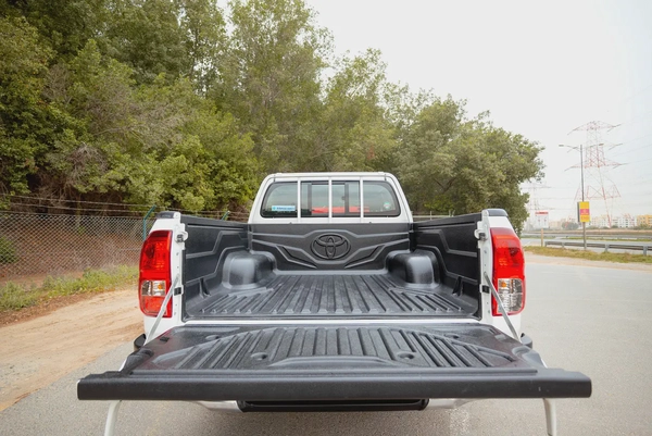 Hilux | Double Cabin 4x2 | Automatic | GCC Specs | Ref#T51049