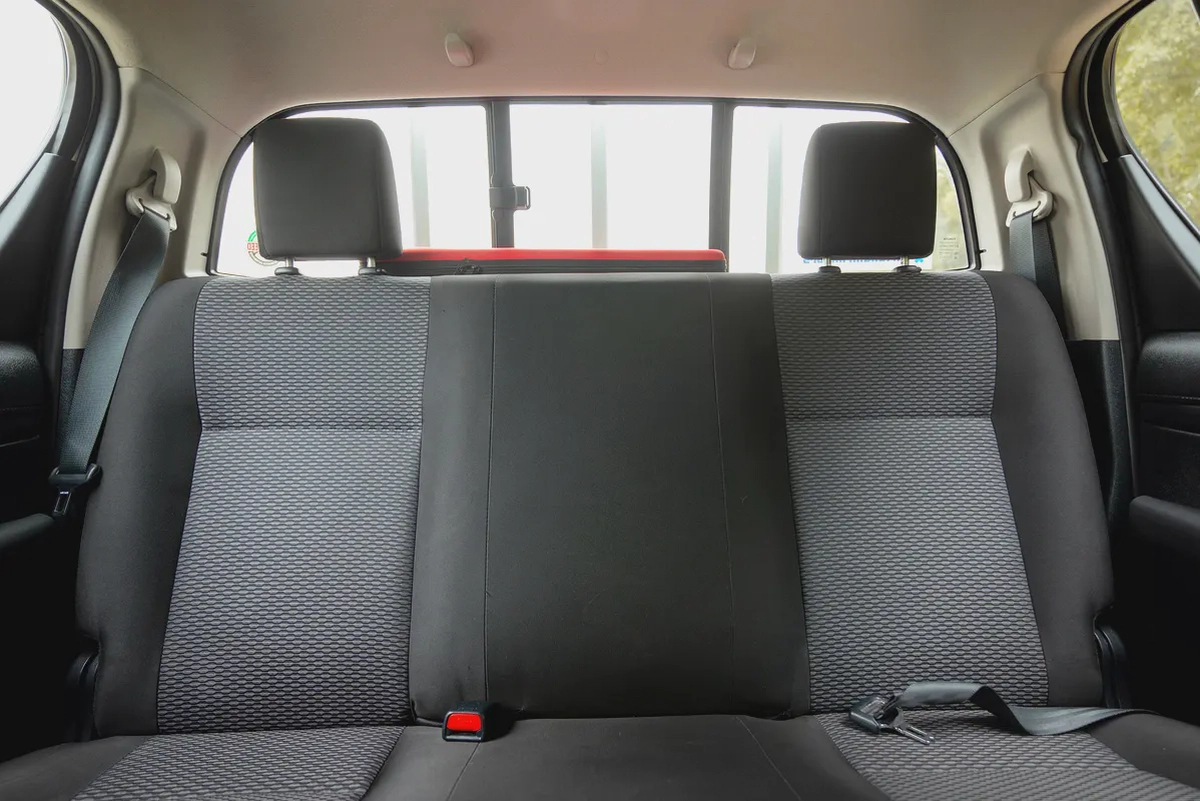 Hilux | Double Cabin 4x2 | Automatic | GCC Specs | Ref#T51049-11-11