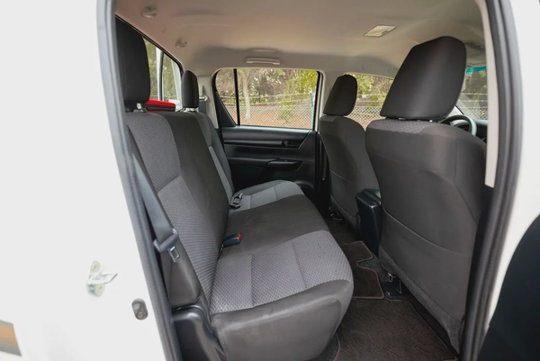 Hilux | Double Cabin 4x2 | Automatic | GCC Specs | Ref#T51049