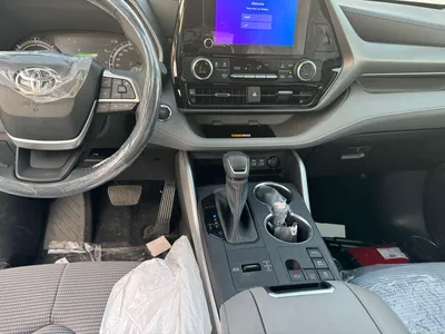 New 2023 Toyota Highlander-6
