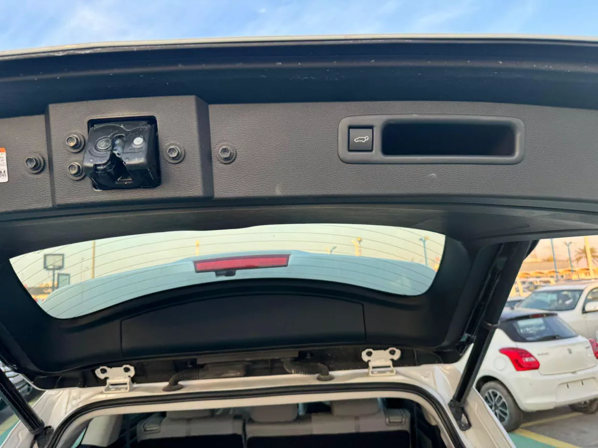 New 2023 Toyota Highlander-10-10