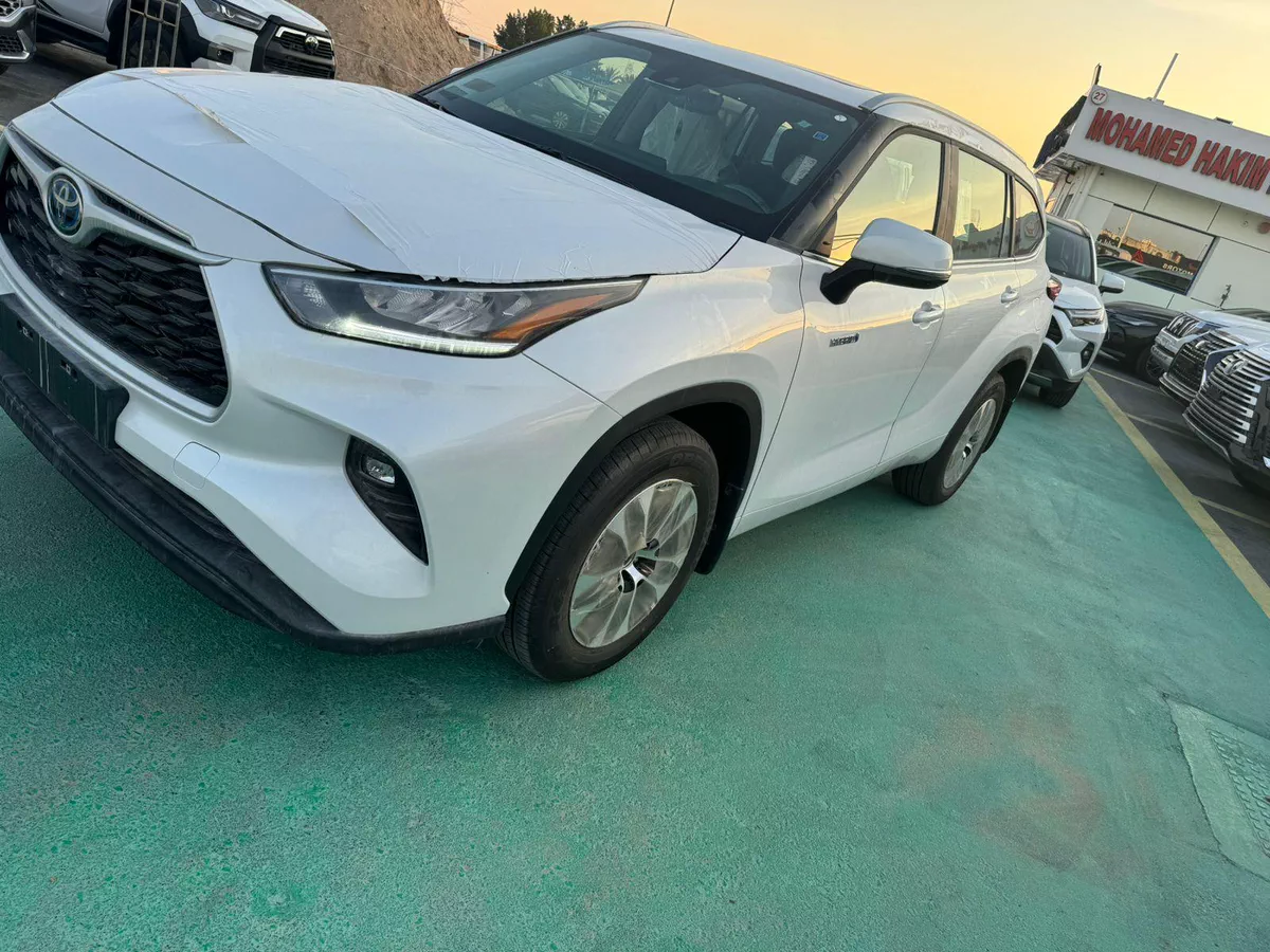 New 2023 Toyota Highlander-15-15
