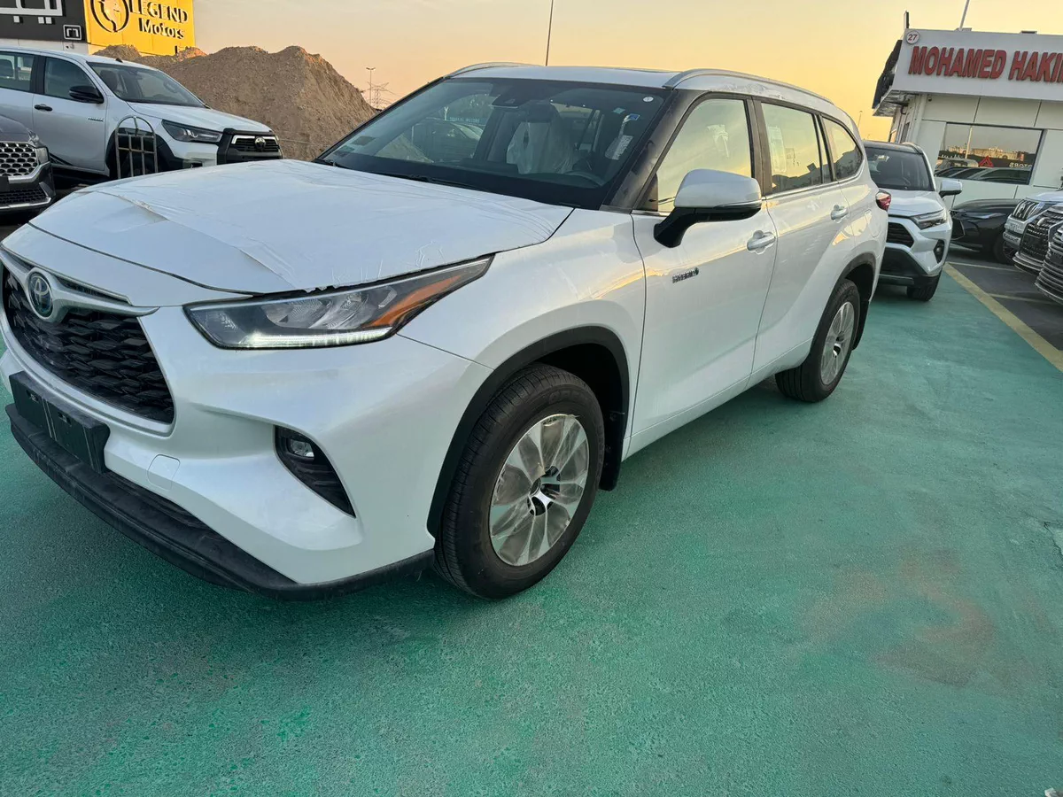 New 2023 Toyota Highlander