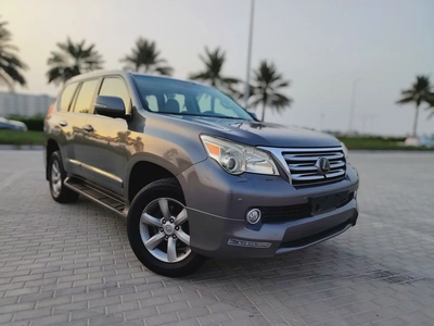 Lexus GX 460 2012 GCC Immaculate Condition Full Option Low KM Car Perfect For Family Use-4