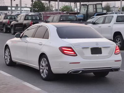 EXTRA CLEAN E400 ONLY 33000 KM FRESH JAPAN IMPORTED-2