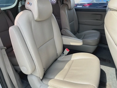 Kia Carnival LX 2018 - Korean Specs - Well Maintained-7