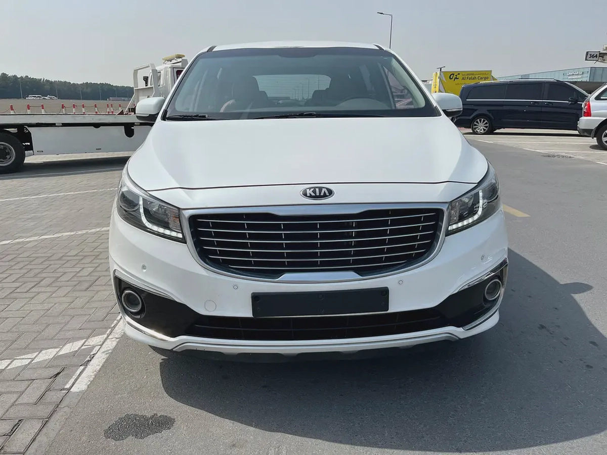 Kia Carnival LX 2018 - Korean Specs - Well Maintained-2-2