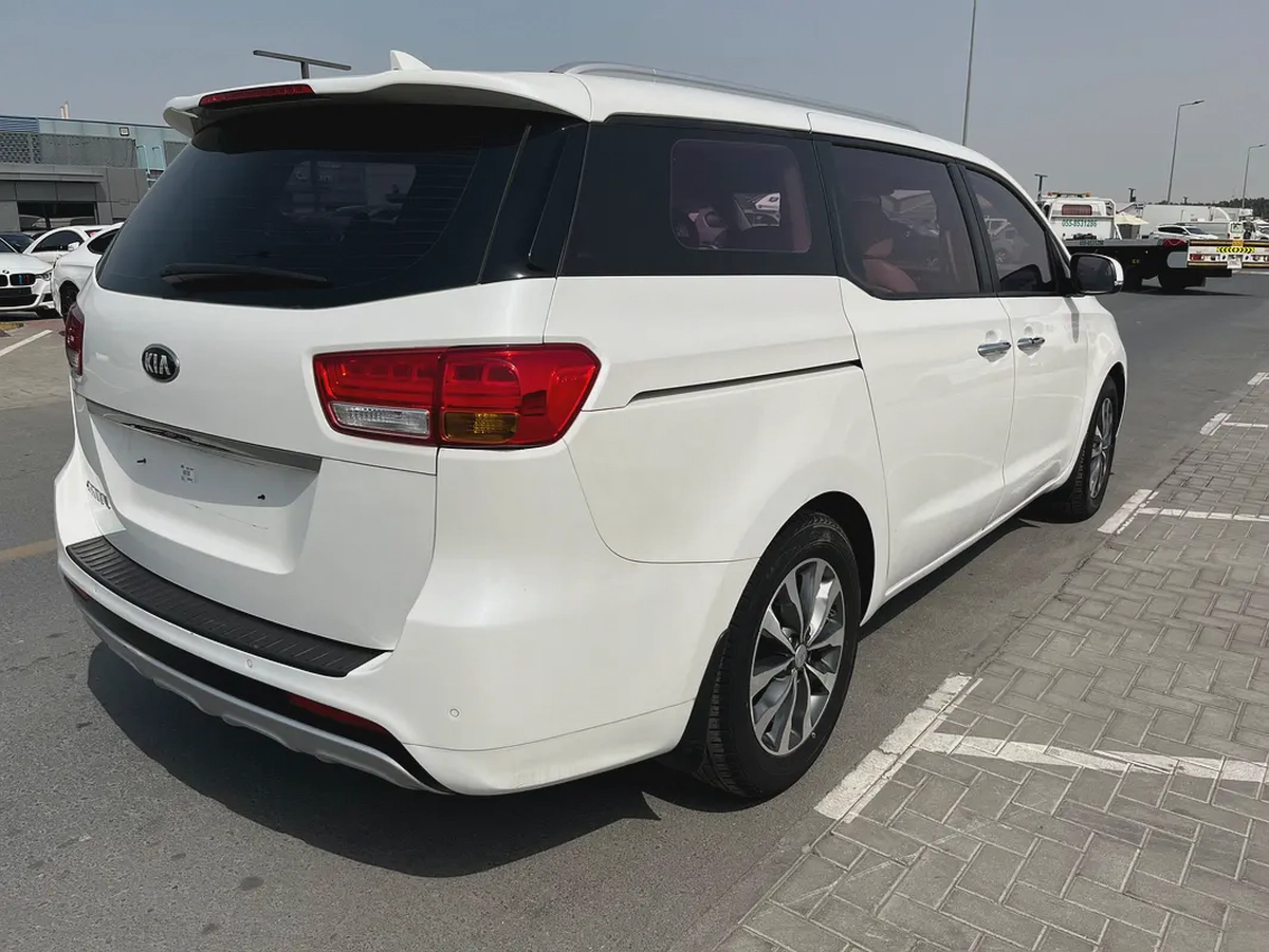 Kia Carnival LX 2018 - Korean Specs - Well Maintained-3-3