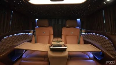 Mercedes Benz V300 VIP BUSINESS VAN –  FULL LUXURY OPTION | BRAND NEW | GCC | 2025-12