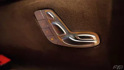 Mercedes Benz V300 VIP BUSINESS VAN –  FULL LUXURY OPTION | BRAND NEW | GCC | 2025-17