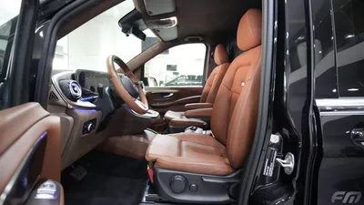 Mercedes Benz V300 VIP BUSINESS VAN –  FULL LUXURY OPTION | BRAND NEW | GCC | 2025-4