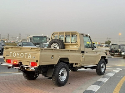 Toyota Land Cruiser Pick Up Single Cab Std 4.0L-1