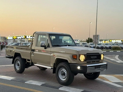 Toyota Land Cruiser Pick Up Single Cab Std 4.0L-2