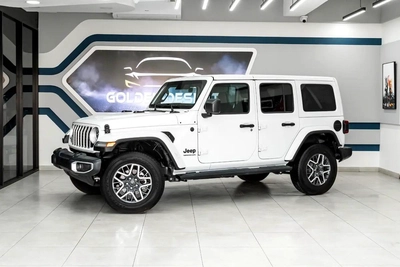 Jeep Wrangler Sahara-0