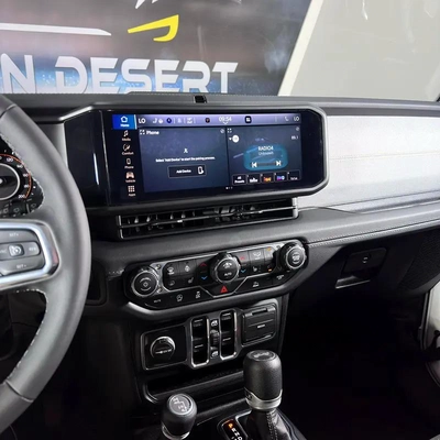 Jeep Wrangler Sahara-6