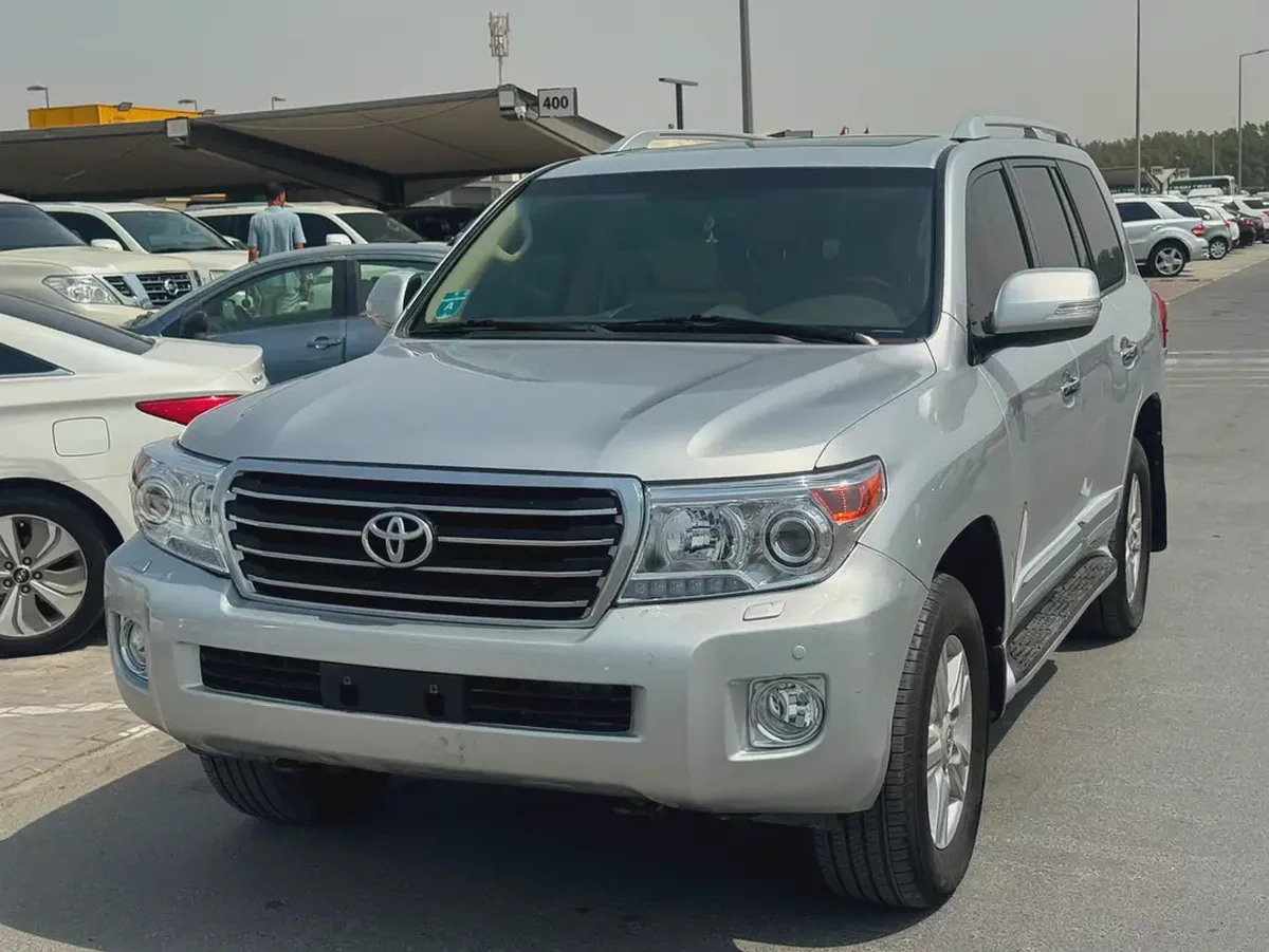 Toyota landcruiser 2013 silver color fullopshin-3-3