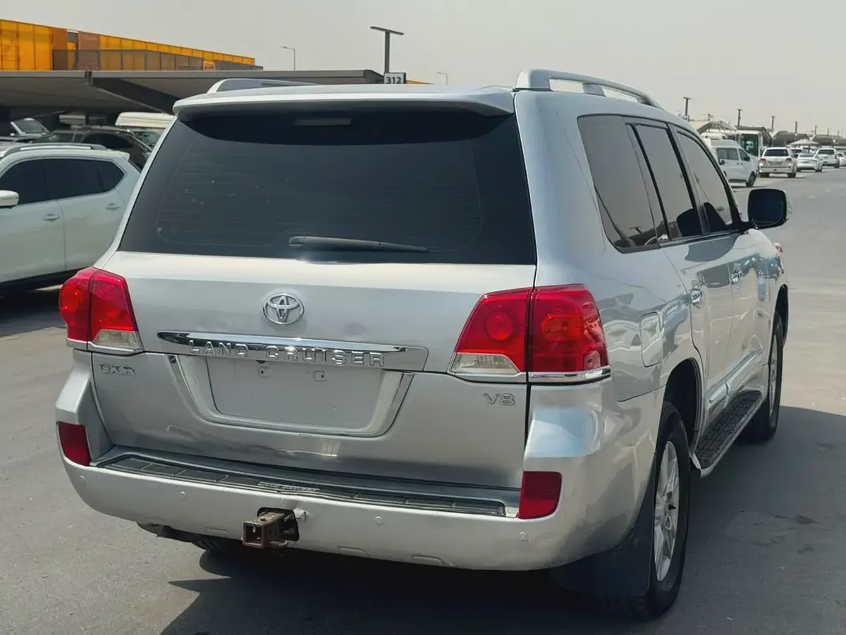 Toyota landcruiser 2013 silver color fullopshin-5-5