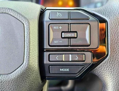 Toyota Prado TXR TOYOTA PRADO URBAN ROUND LIGHTS FABRIC SEATS SMALL DVD BASIC E OM PETROL AT 2.4L V4 4WD (CODE # P24U-22