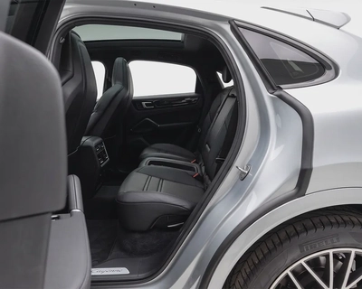 Porsche Cayenne Coupe 2021 | GCC Specs | AED 3,570 / Monthly-13