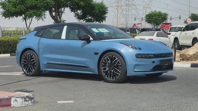 ZEEKR 001 AWD (Blue White)-0