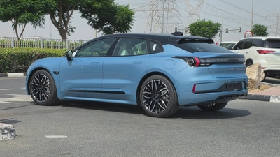 ZEEKR 001 AWD (Blue White)-24