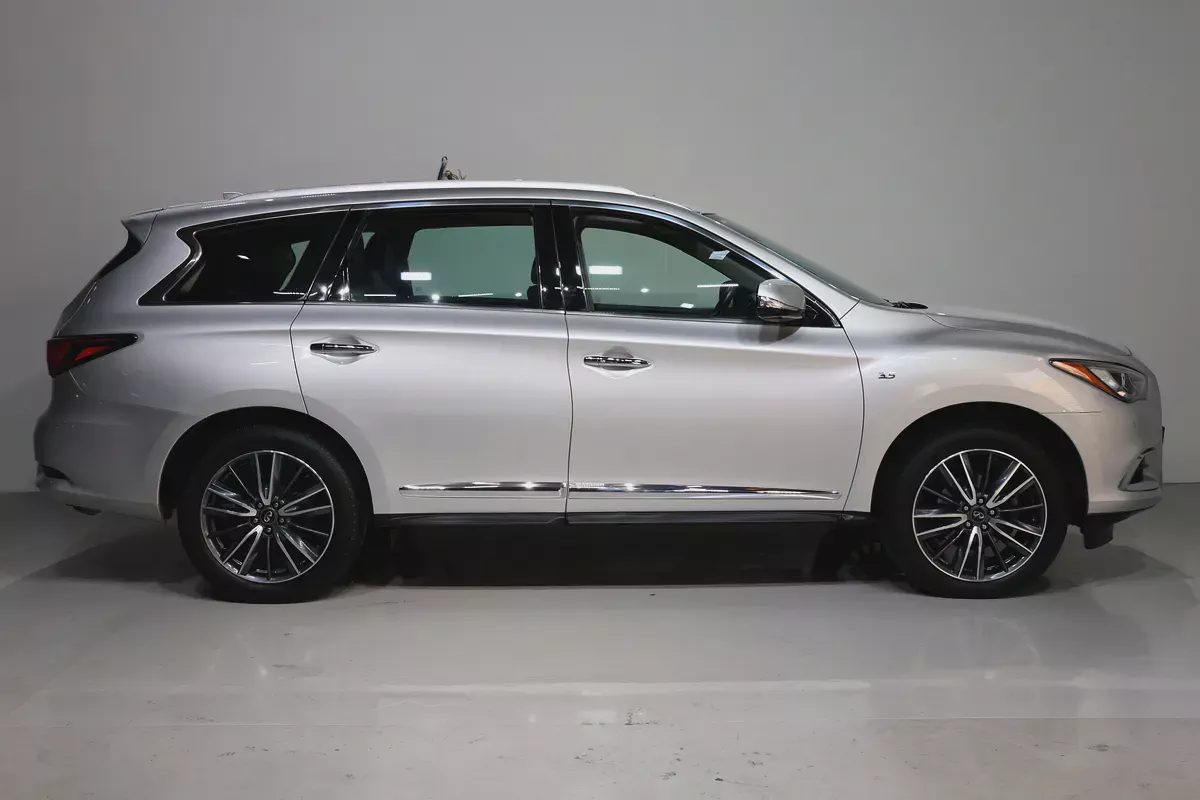 Infiniti QX60 Premium 2019-76000KM- GCC Specs-Excellent Condition-5-5