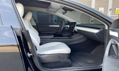 Tesla Model Y LONG RANGE AWD GCC SPECIFICATION -TESLA CENTRE DUBAI - AED 150,000-2