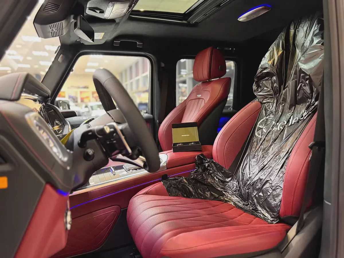 G 63 AMG / FULL CARBON PACKAGE / 5 YEARS WARRANTY / BRAND NEW-10-10