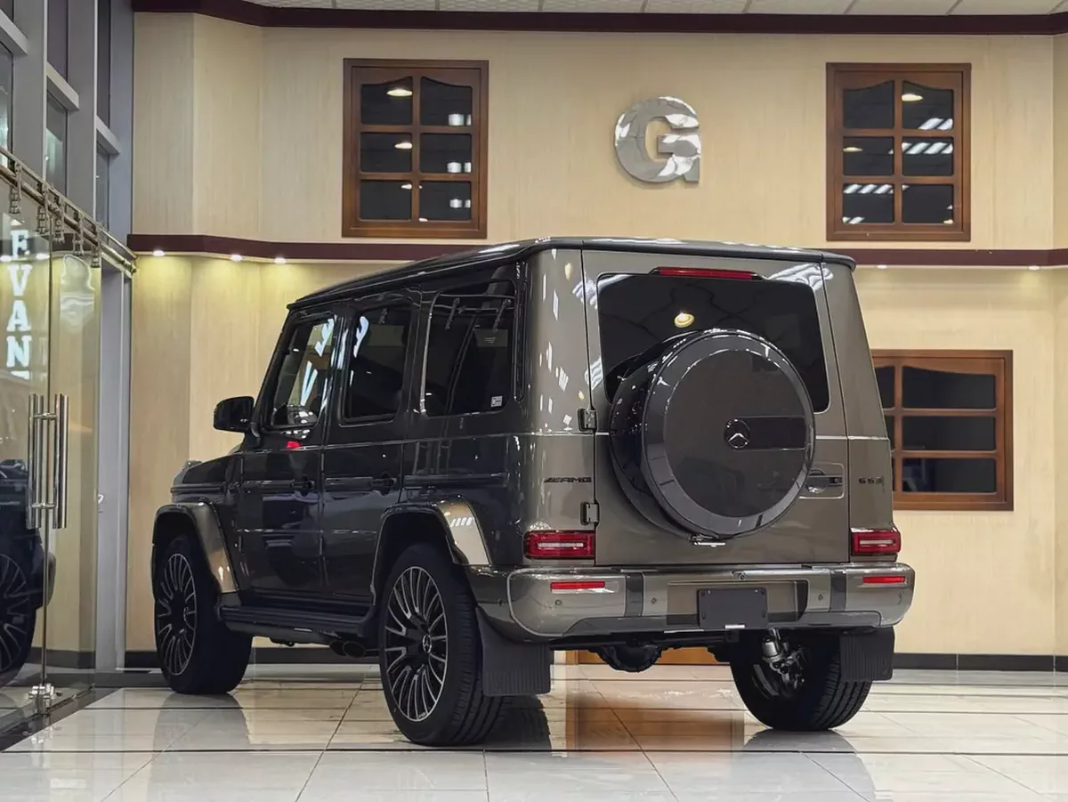G 63 AMG / FULL CARBON PACKAGE / 5 YEARS WARRANTY / BRAND NEW-5-5