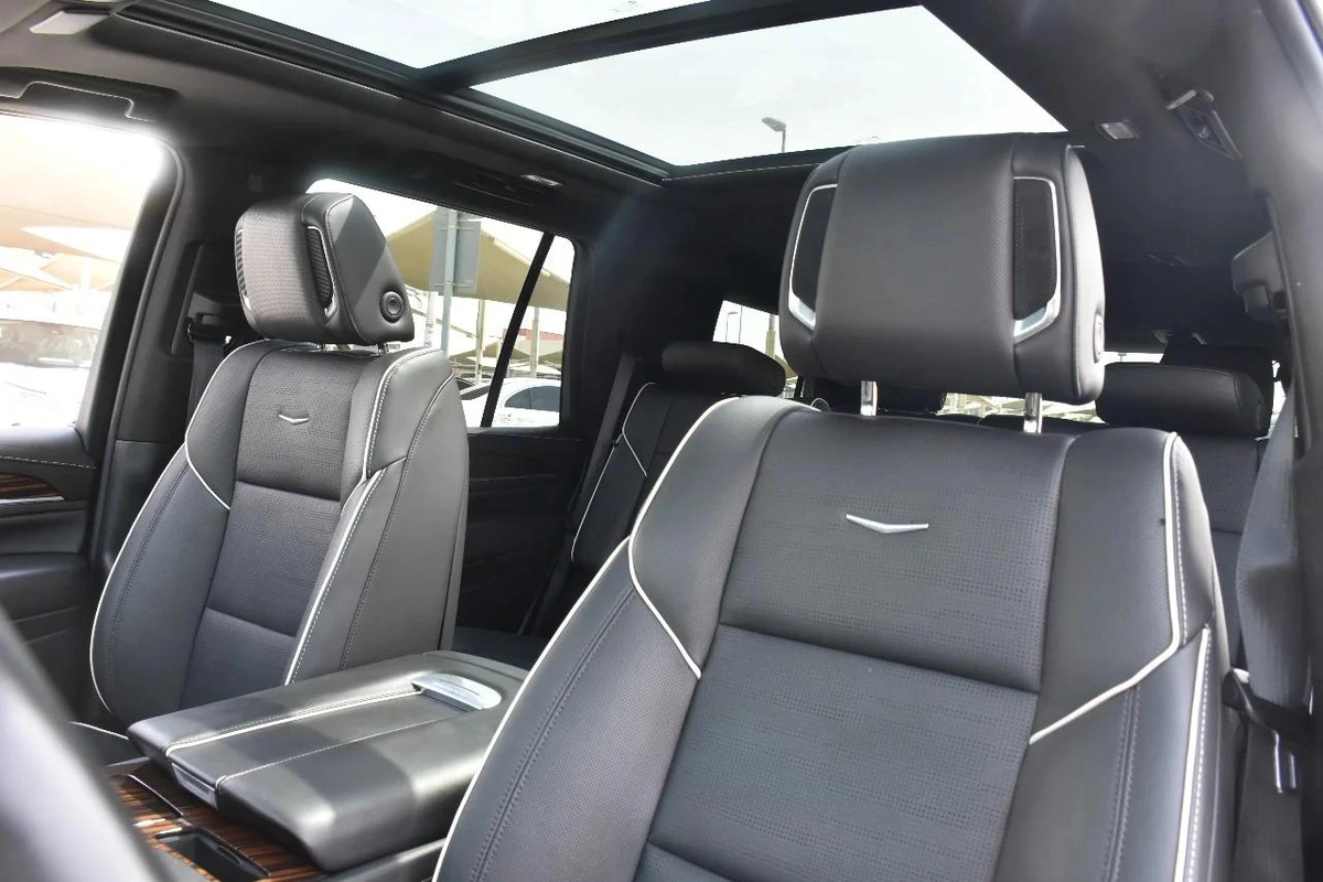 ESCALADE PREMIUM LUXURY 2021 | BLACK-9-9