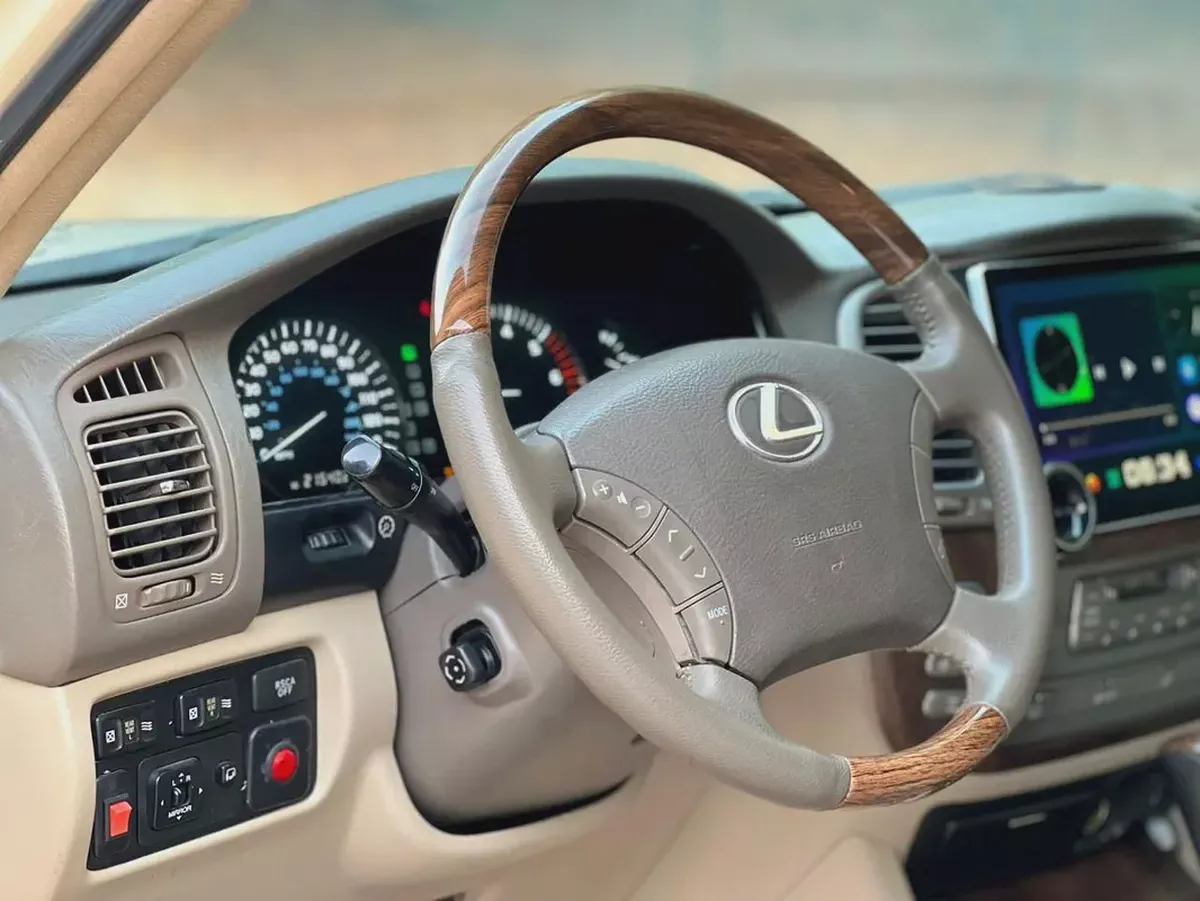 Lexus LX 470 2003 American Specs - Excellent Condition-9-9