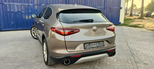 Alfa Romeo Stelvio 2018 | GCC | Single Owner | Full Agency Serviced