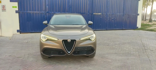Alfa Romeo Stelvio 2018 | GCC | Single Owner | Full Agency Serviced