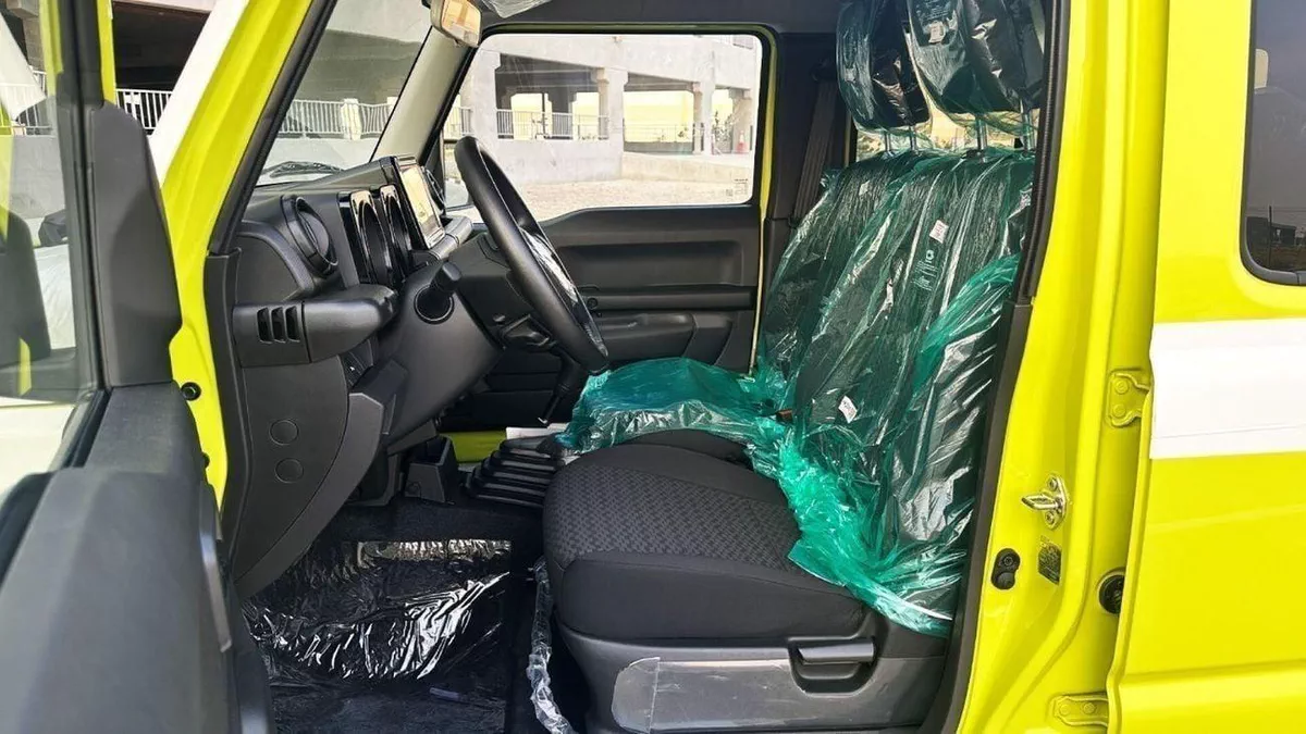 Suzuki Jimny GL 1.5L MT  PETROL MY2025 FOR EXPORT ONLY-3-0