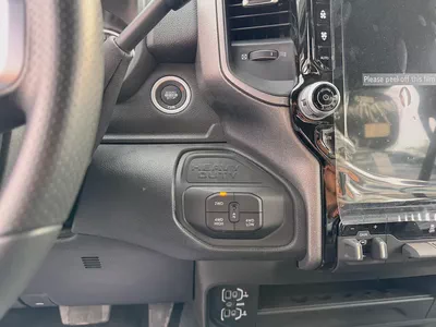 RAM 2500 Bighorn 2025 - GCC Specs - Brand New-12