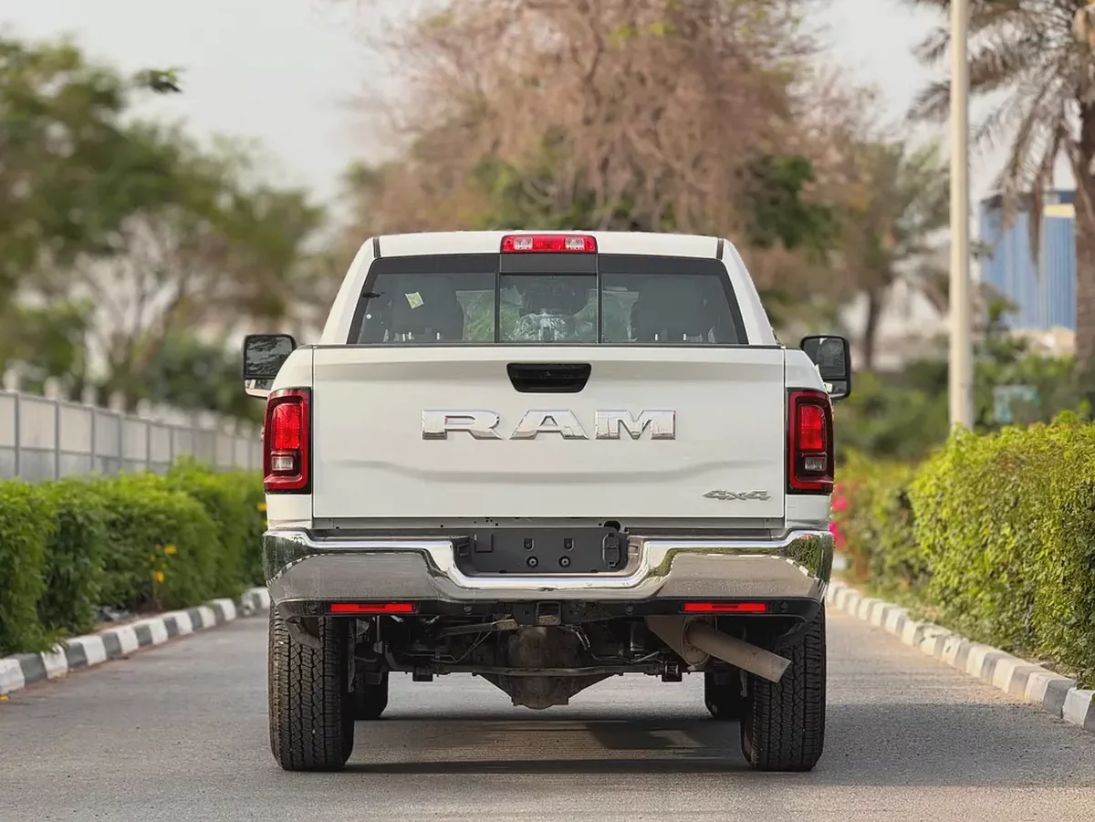 RAM 2500 Bighorn 2025 - GCC Specs - Brand New-3-3