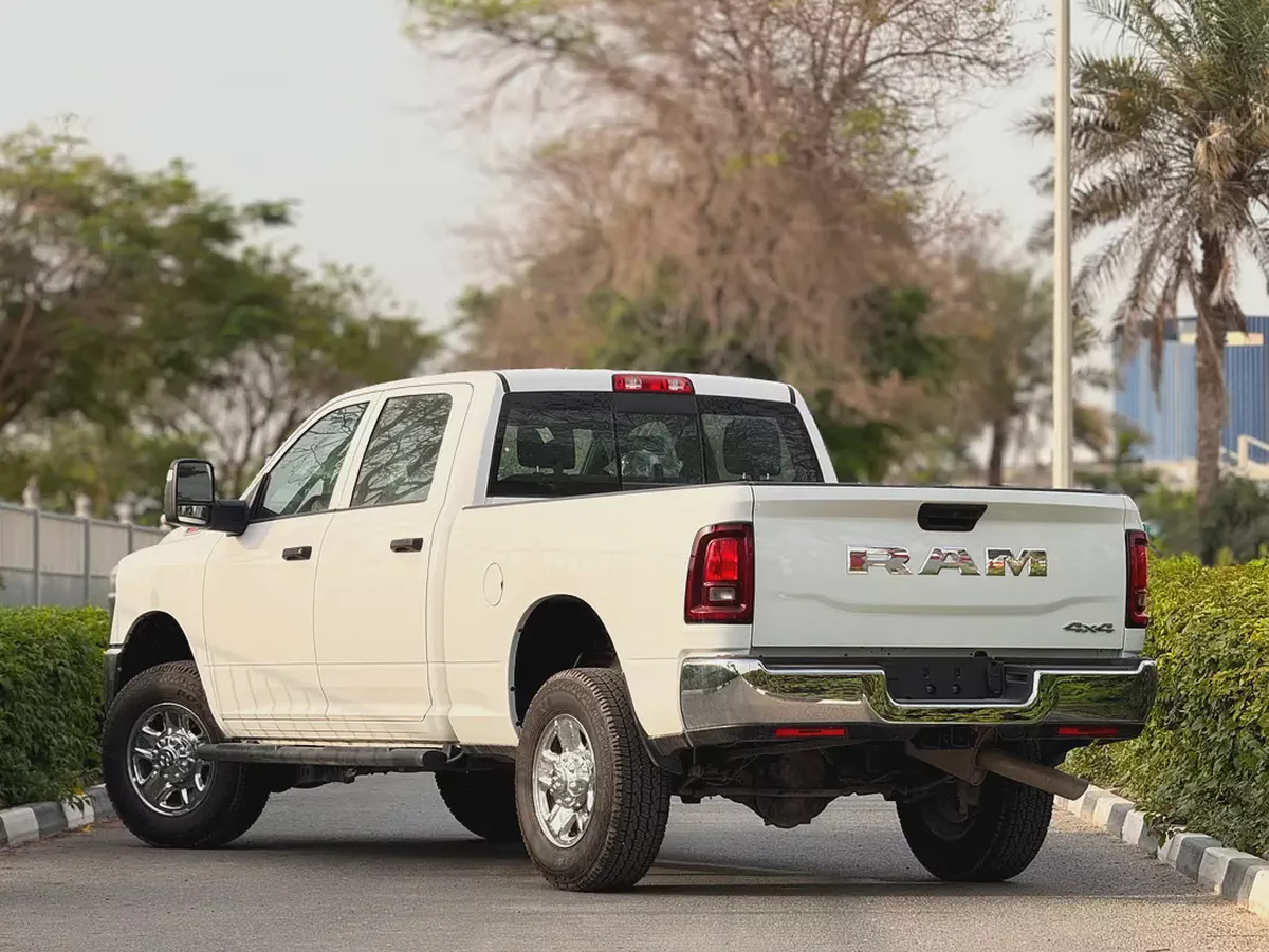 RAM 2500 Bighorn 2025 - GCC Specs - Brand New-5-5