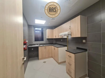 Full Sea View 2Bhk With Master Rooms 80k Full Facilities-7