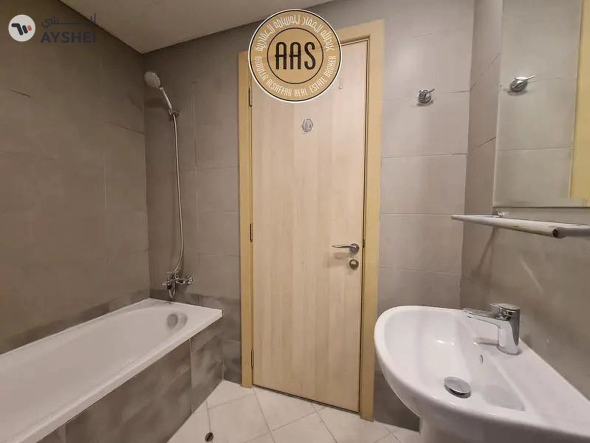 Full Sea View 2Bhk With Master Rooms 80k Full Facilities-13-13