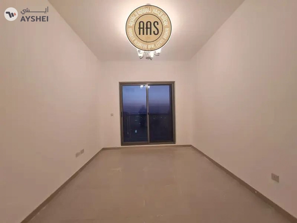 Full Sea View 2Bhk With Master Rooms 80k Full Facilities