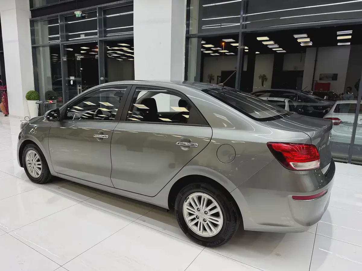 Full option Kia pegas Monthly emi 555 available-4-4