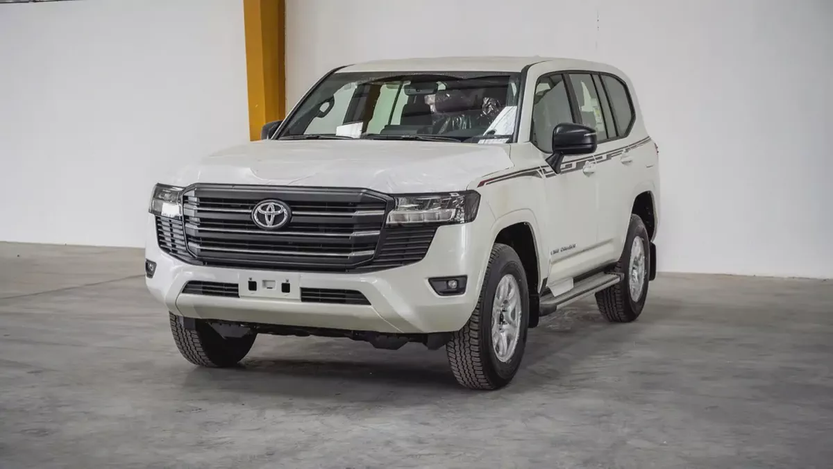 Brand New 2026 Toyota Land Cruiser GXR 4.0L | GCC Specs | 0KM